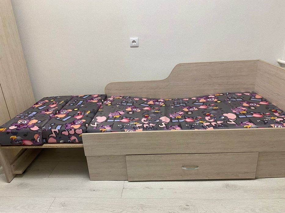 Детский кровать