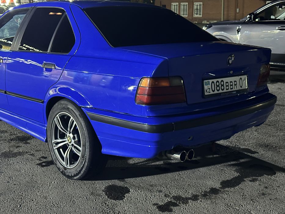 Bmw e36 m50b25 в хорошем состояние