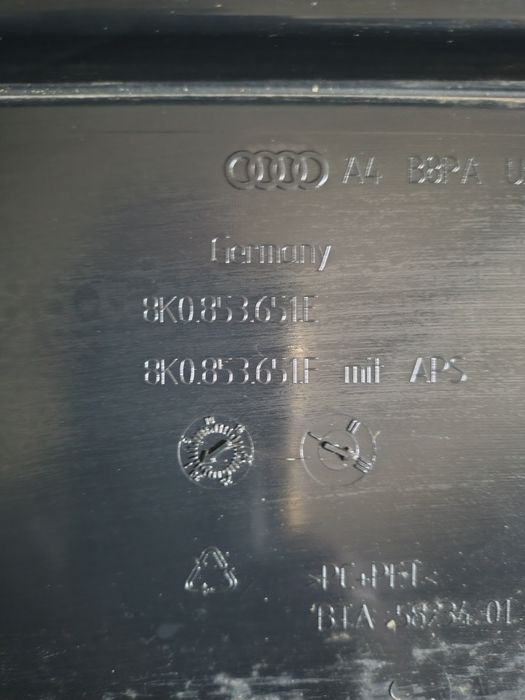 Grila radiator Audi A4 B8 facelift an 2012-2016 cu defect