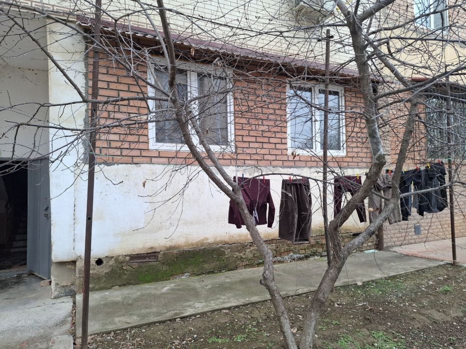 Продажа Чирчик ул. Навои 77серия 2/1/4