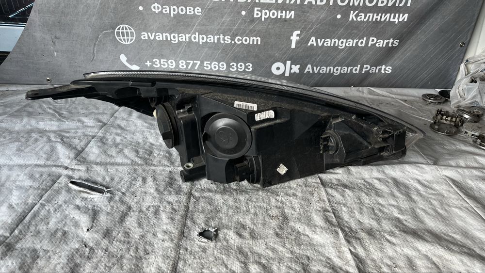 2 броя Фар Ford Fiesta 2020г