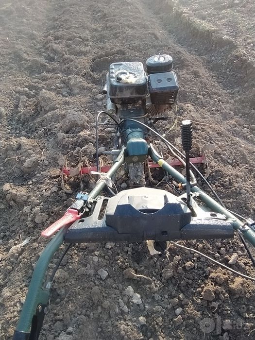 Motoblok sotiladi 9 ot kuchiga ega korobka 12 talik