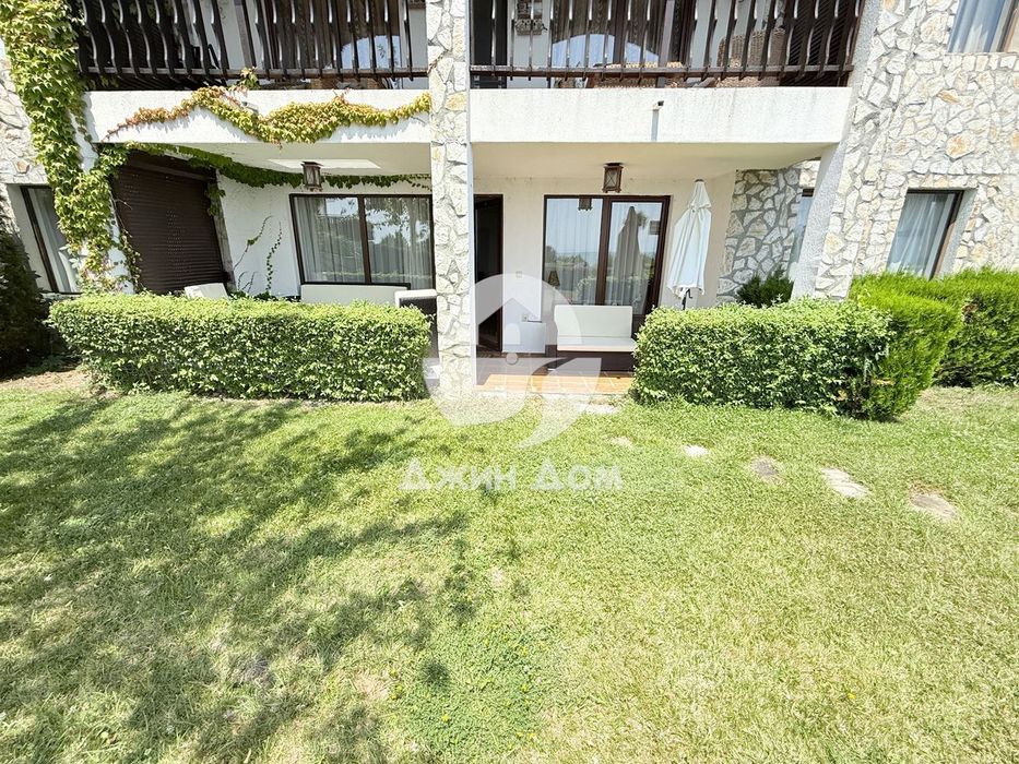 Продава се Тристаен апартамент в Свети Влас - 96 кв.м за 2084 €/кв.м - Снимка #11