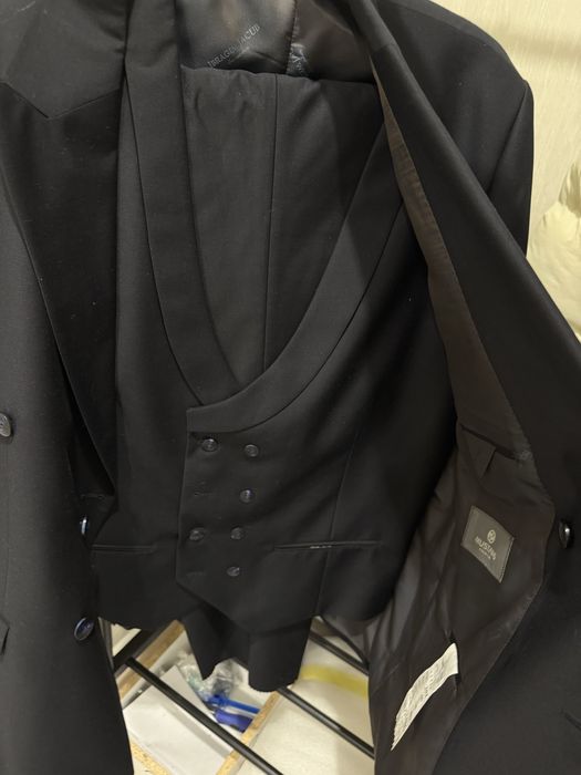 костюм тройка новый