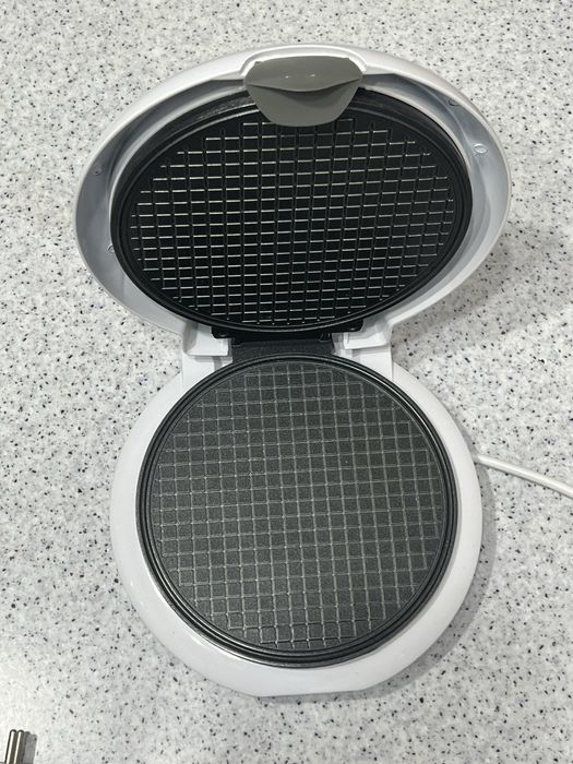 Продам вафельница Тиффани