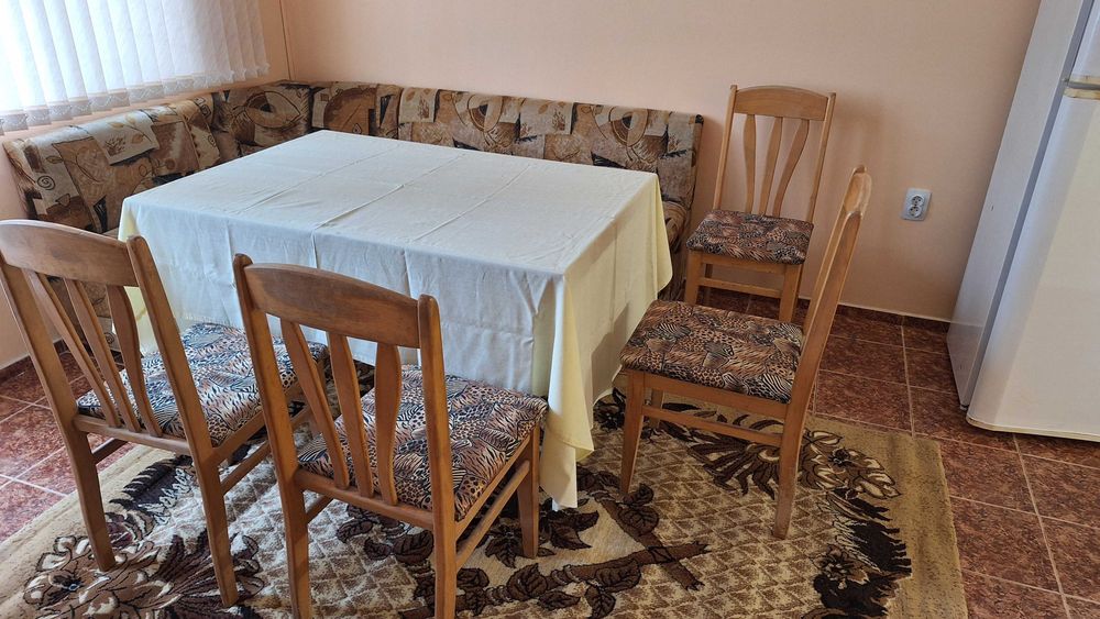 Дава се под наем Тристаен апартамент в Варна, Център - 83 кв.м за 732.87 € - Снимка #2