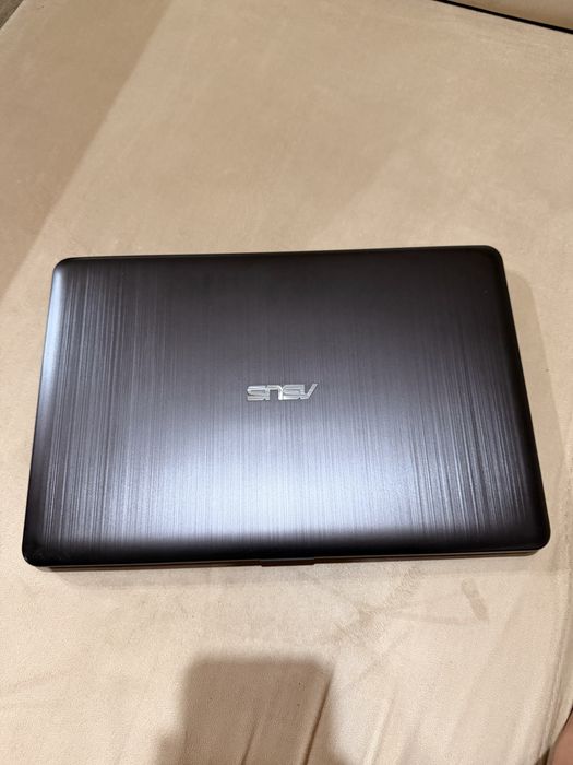 Laptop ASUS A541 – i3-7100U, 4GB RAM, NVIDIA GeForce 920MX 2GB