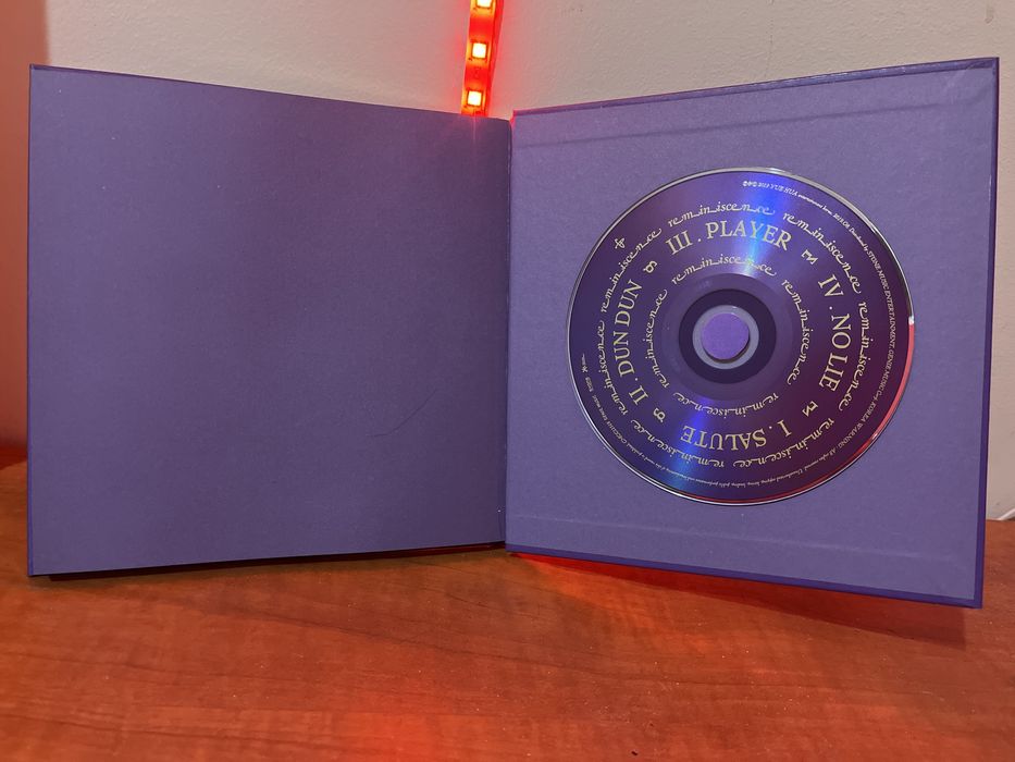 К-Поп Албум Everglow