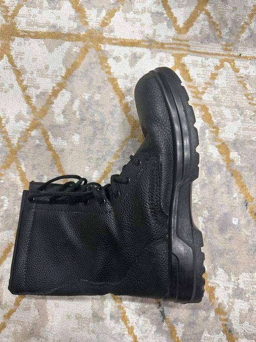 Продам берцы черные