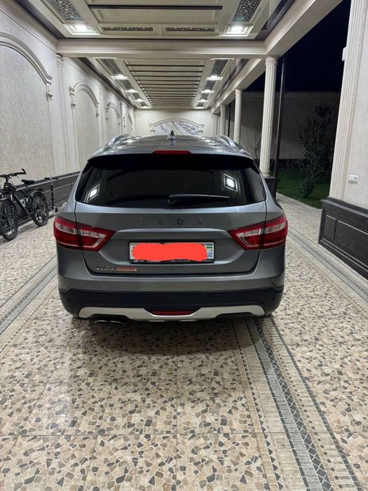 Продается Lada Vesta 1.6