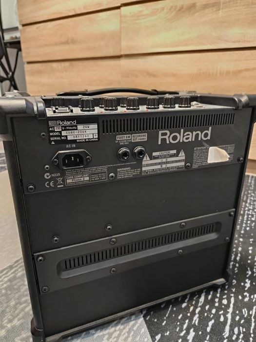 Усилватели Roland CUBE