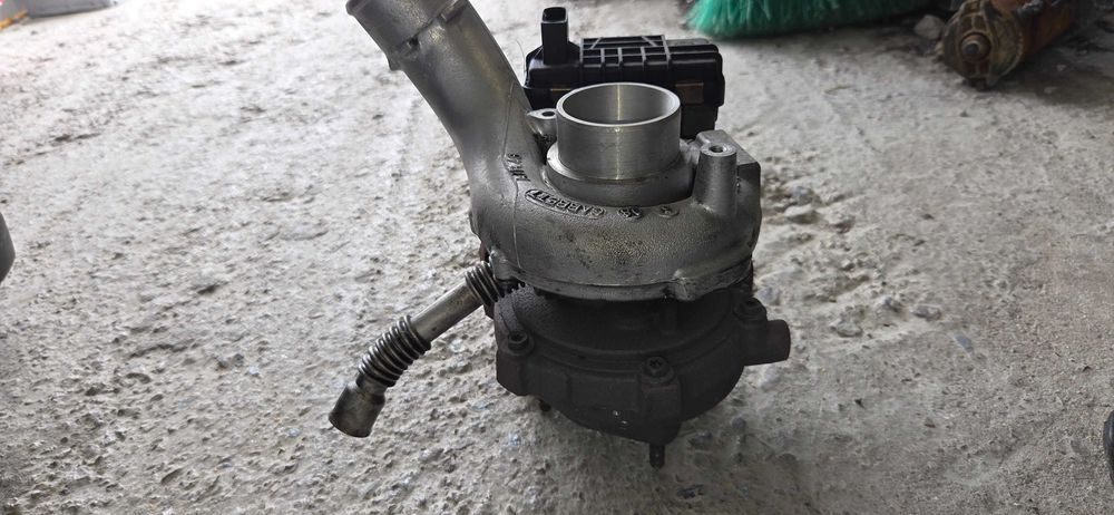 Продавам турбо Garrett GTB 1756 VK Audi a4, a6 2.7tdi 180hp