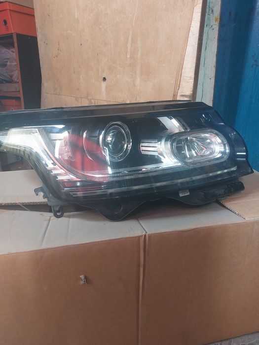 Фары на ренж ровер 2018