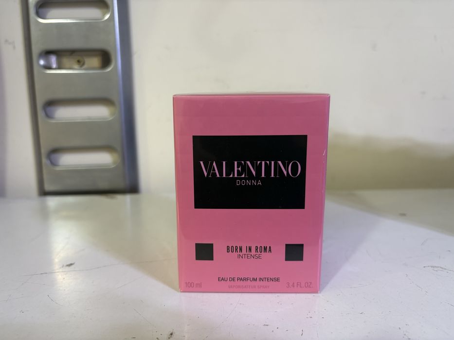 Parfum valentino donna born in roma intense