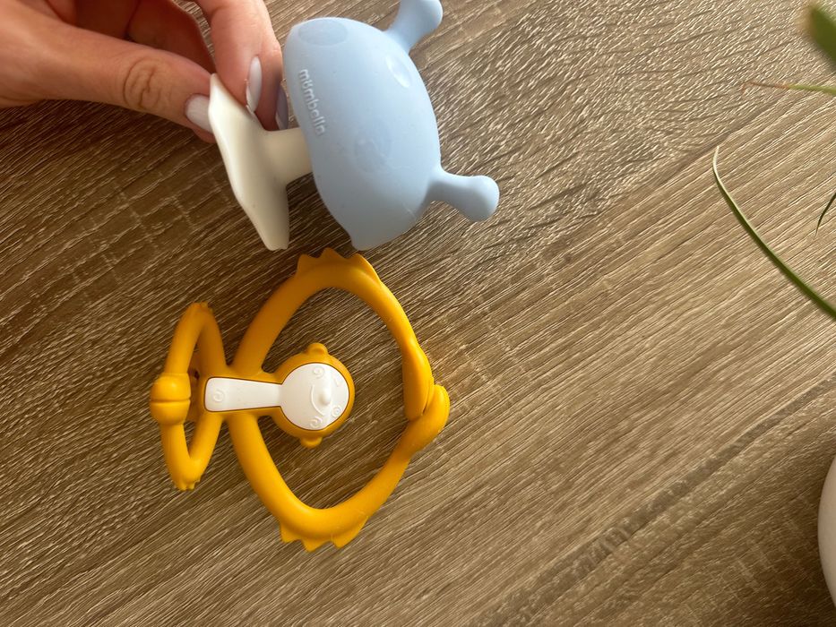 Играчка за зьби, силиконова, за бебета, Mombella, гингивален прьстен,