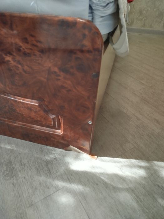 Продам кровать 1600