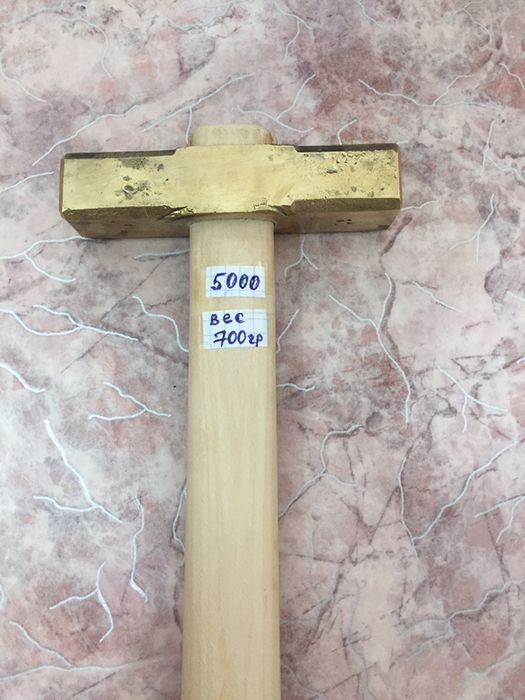 Кувалда бронзовая