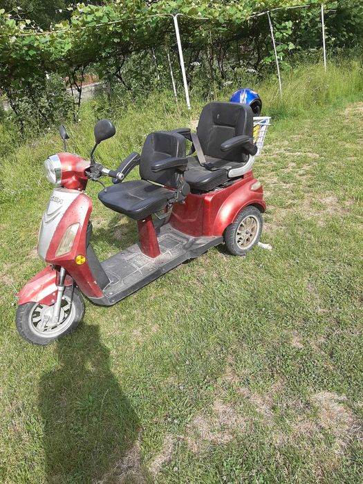 Vand tricicleta electrica cu doua locuri ZTECH ZT18