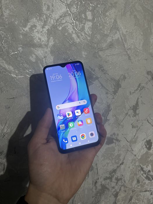 Продам Телефон Редми 9