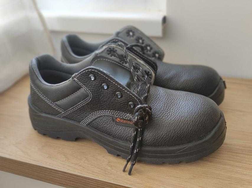 Нови Работни обувки 43 номер - 2 чифта