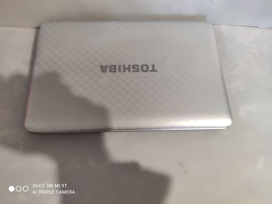 Продам ноутбук toshiba core i5