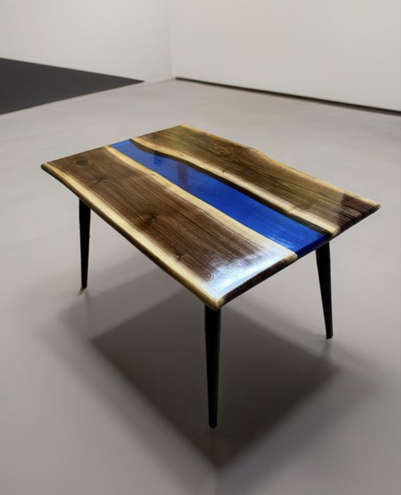 Столы журнальные обеденные