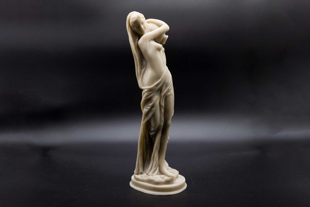 Ръчно изработена мраморна скулптура „Венера“ – гола женска фигура