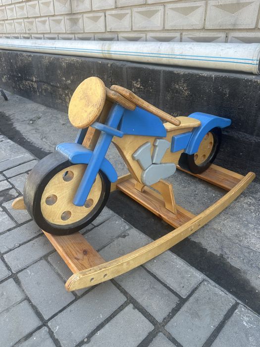 Качалка мотоцыкл