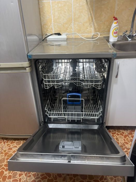 Продам посудомоечная машина