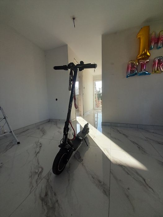 Vând trotineta electrica siver lite 10