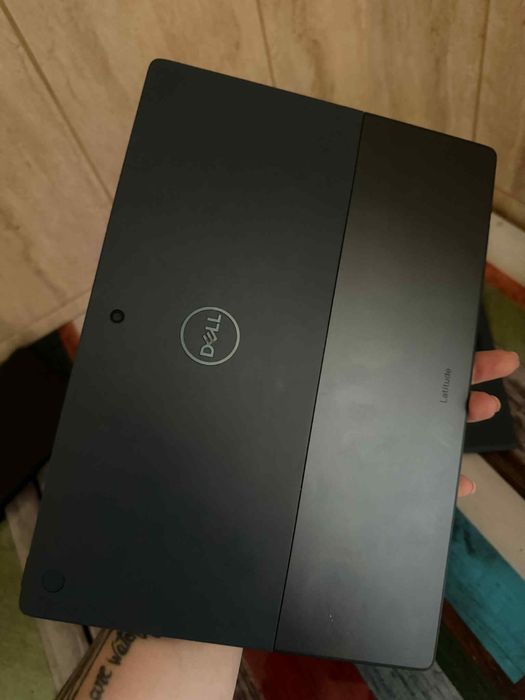 Dell latitude 7350 2in1 512gb 16gb ram intel ultra5