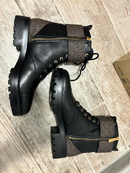 Michael Michael Kors boots