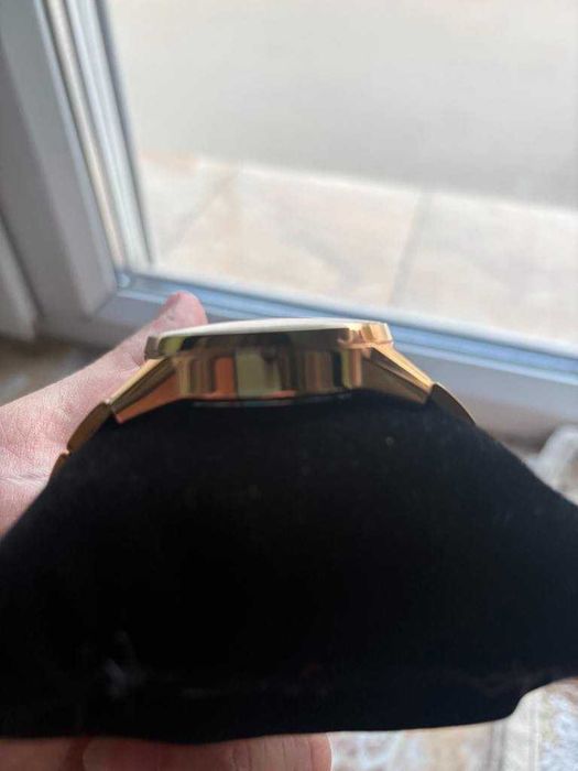 продавам чисто нов -  Vostok-Europe GAZ-14 Limousine - 2426/5609060