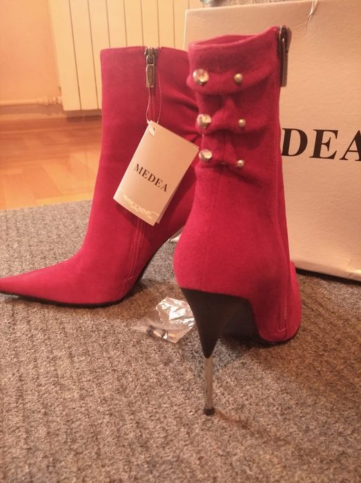 Продам женские полусапожки