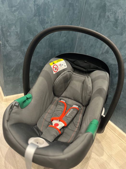 Столче за кола Cybex Aton b2