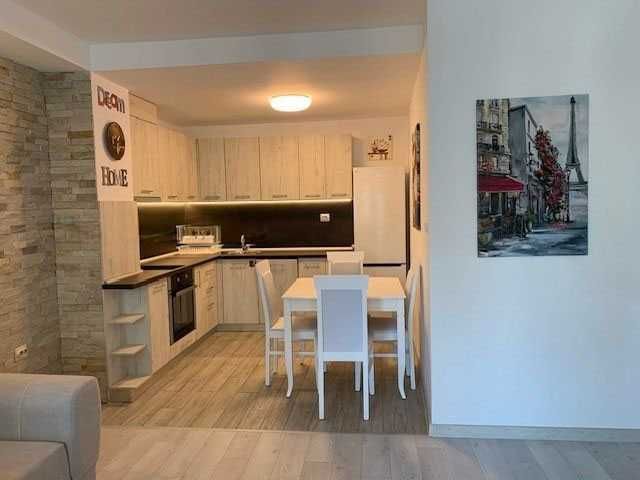 Дава се под наем Тристаен апартамент в София, Лагера - 86 кв.м за 747.66 € - Снимка #2