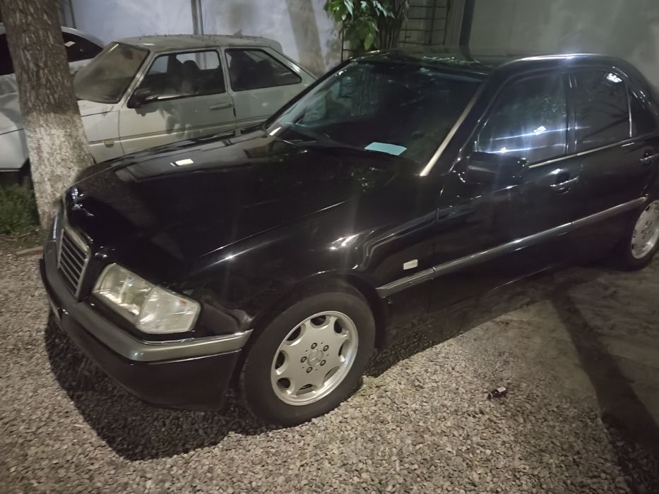 Обменяю мерседес С 180 W 202 1.8л