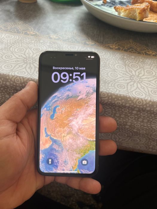 Iphone Xs face.