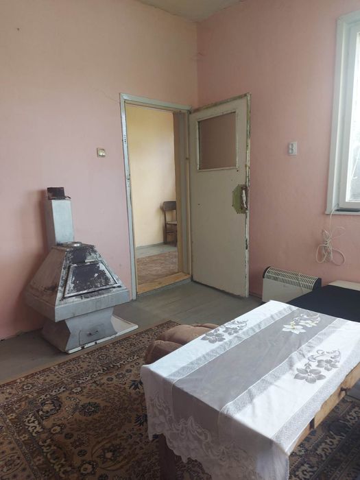 Дава се под наем Къща в с. Роза, Област Ямбол - 85 кв.м за 51 € - Снимка #5