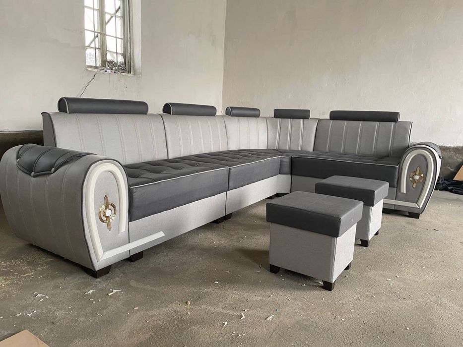 Mehmonhona uchun uglavoy divan