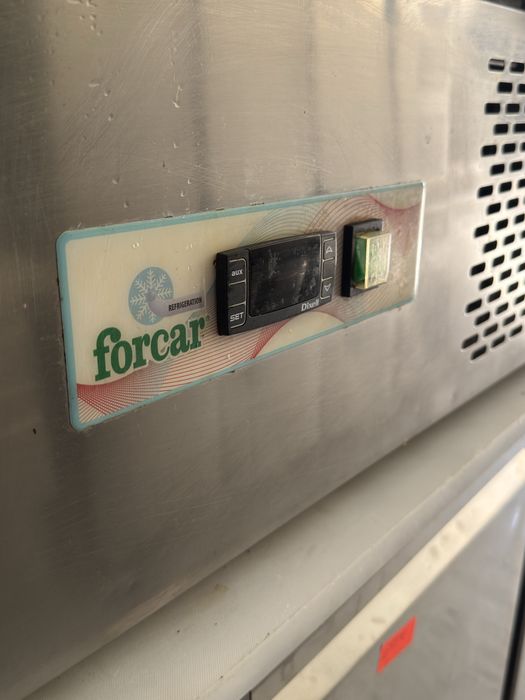Forcar Професионална хладилна маса с 3 врати