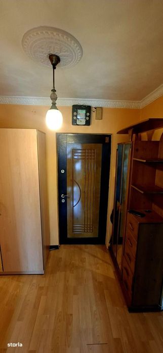 2 camere Trivale , Decomandat / Centrală , Amplasament EXCELENT