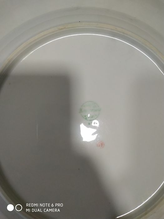 Сервиз фарфоровый