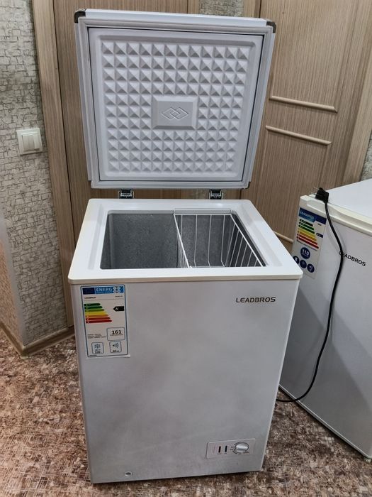 Продам морозильник и холодильник