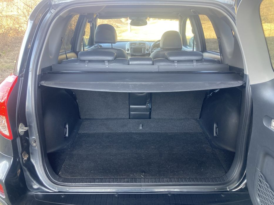 Тойота Рав4 /Toyota Rav4 2.2D-CAT 177кс /2007г/ НА ЧАСТИ