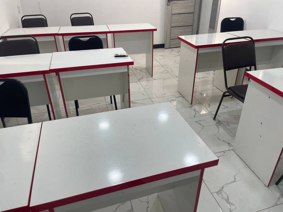 Ofis mebel sotiladi