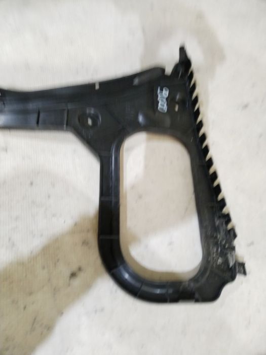 Suport stanga bara spate, Audi A3, Berlina, Sedan, 2013, 2014, 2015, 2016, 2017, 2018, 2019, cod origine OE 8V5807377B.