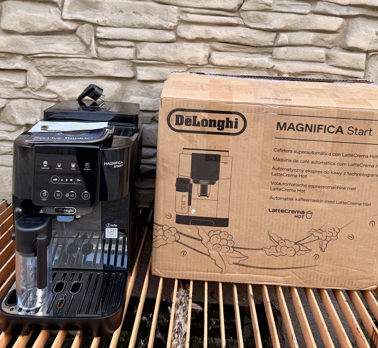 Кафеавтомат Delonghi Magnifica Start ECAM220.91.B LatteCrema