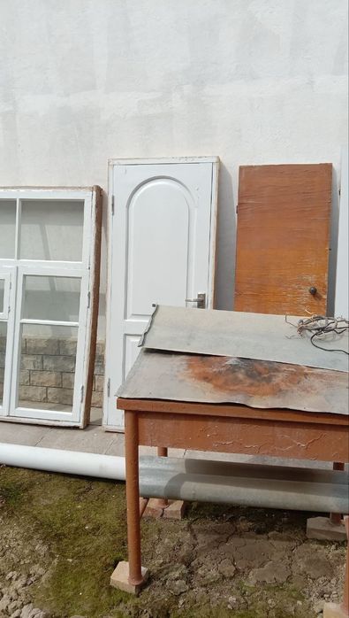 Окна и двери б/у в хорошем состоянии