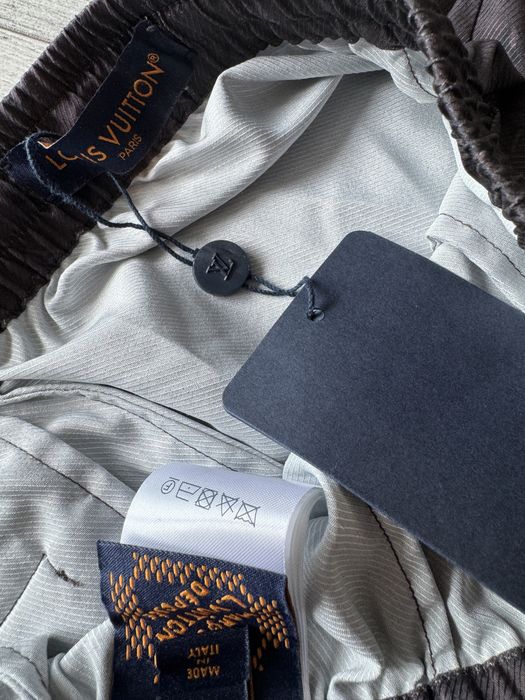 IN STOC | Compleu Louis Vuitton Premium